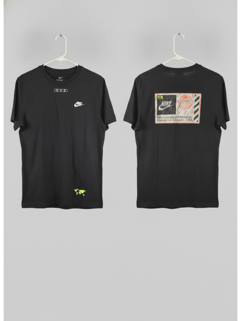 Nike The Nike Tee Black Graphic T-Shirt Size Small